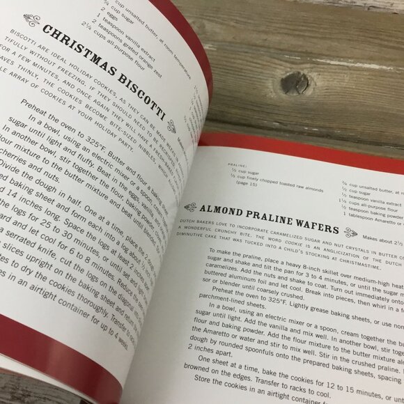 The Christmas Cookie Book By Lou Seibert Pappas Hardcover Recipes & Photos - Picture 5 of 8